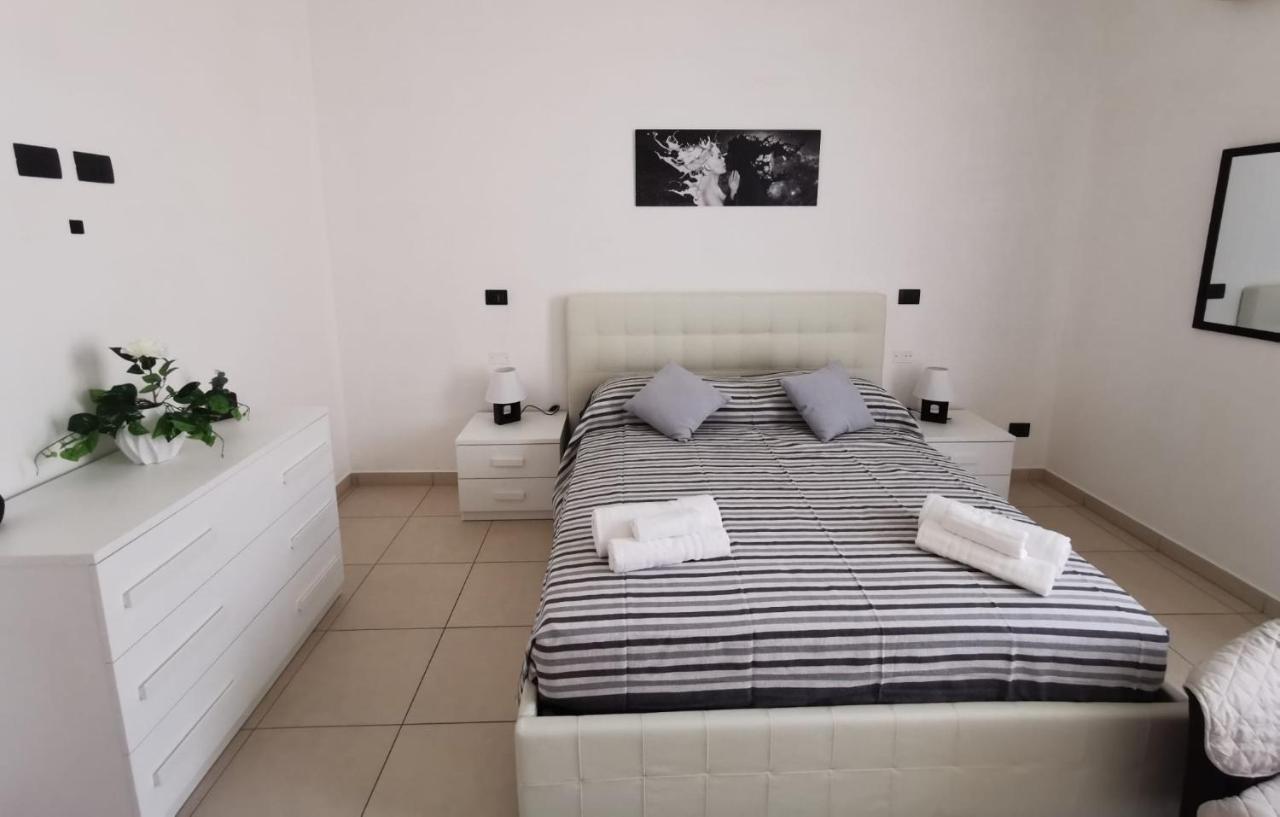 Casa Landolina Noto Apartman Kültér fotó